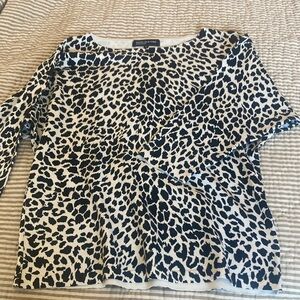 Jones New York Black and White Leopard Print Long Sleeve Top